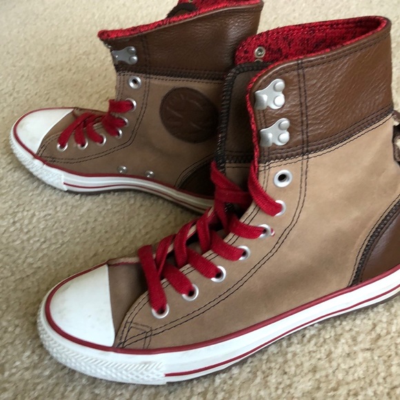 Converse Shoes - Converse High-Top Shoe Women’s 6.5